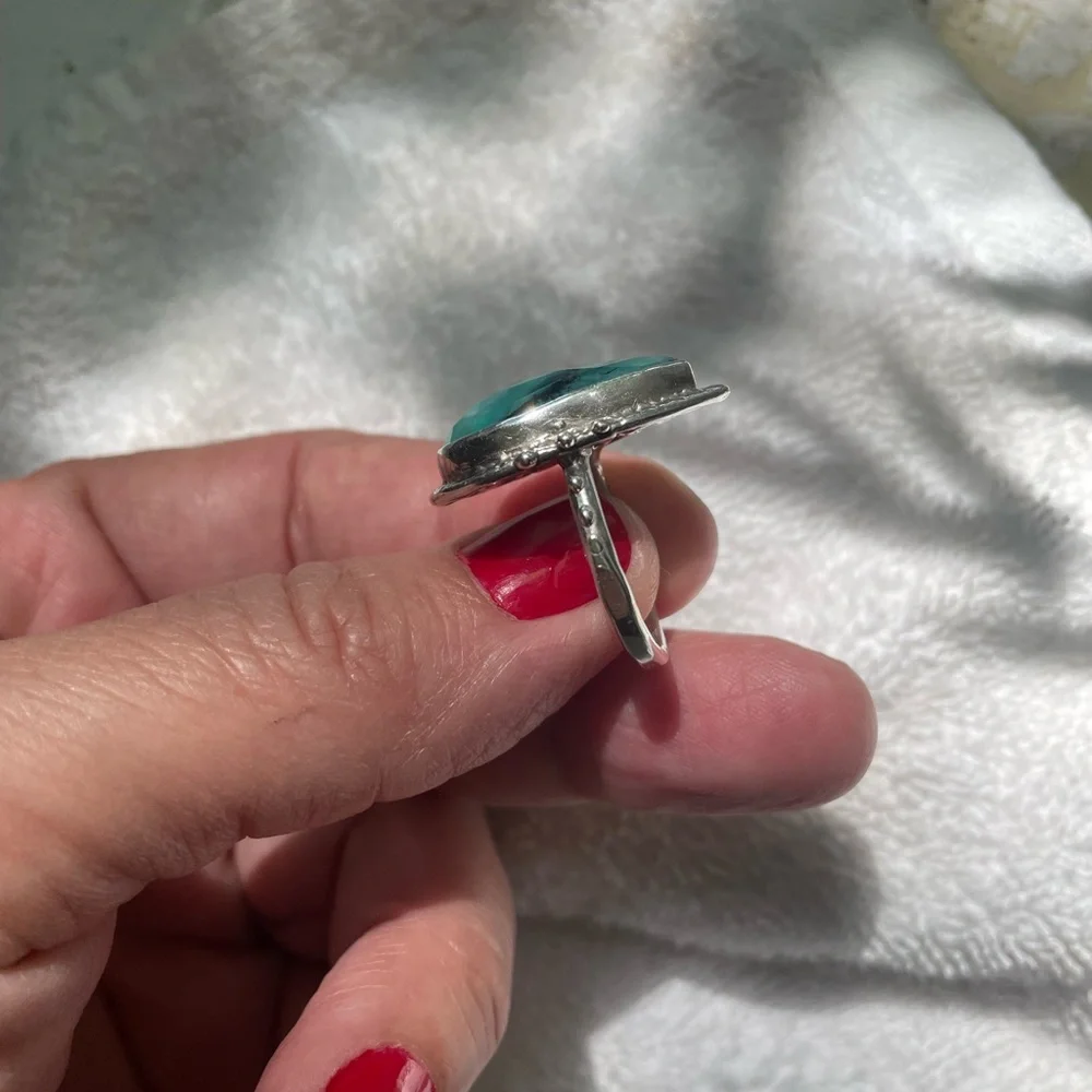 N/A elegant teardrop